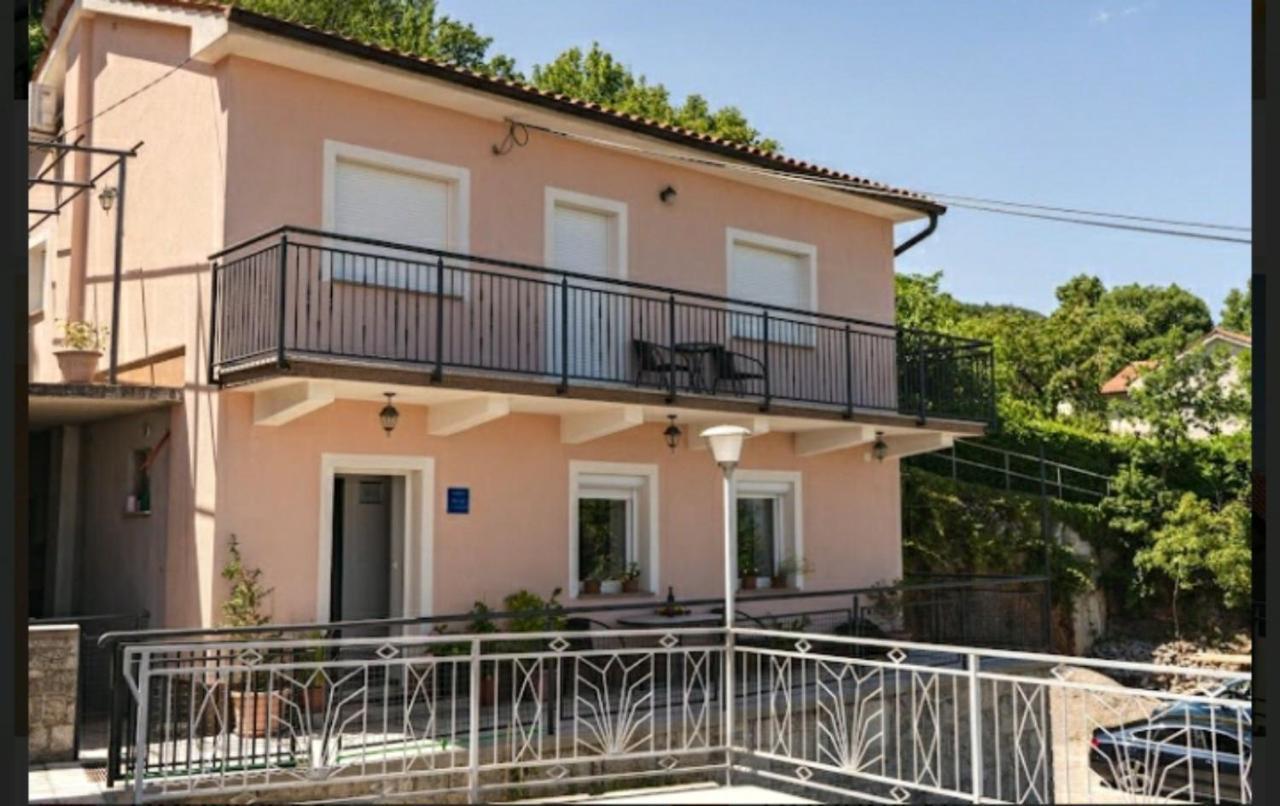 Apartman Bregi**** Apartman Donji Rukavac Kültér fotó